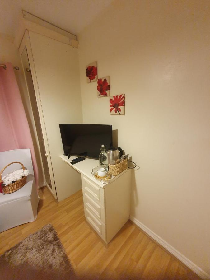 Double Size And Single Room In Barking Barking  Zimmer foto